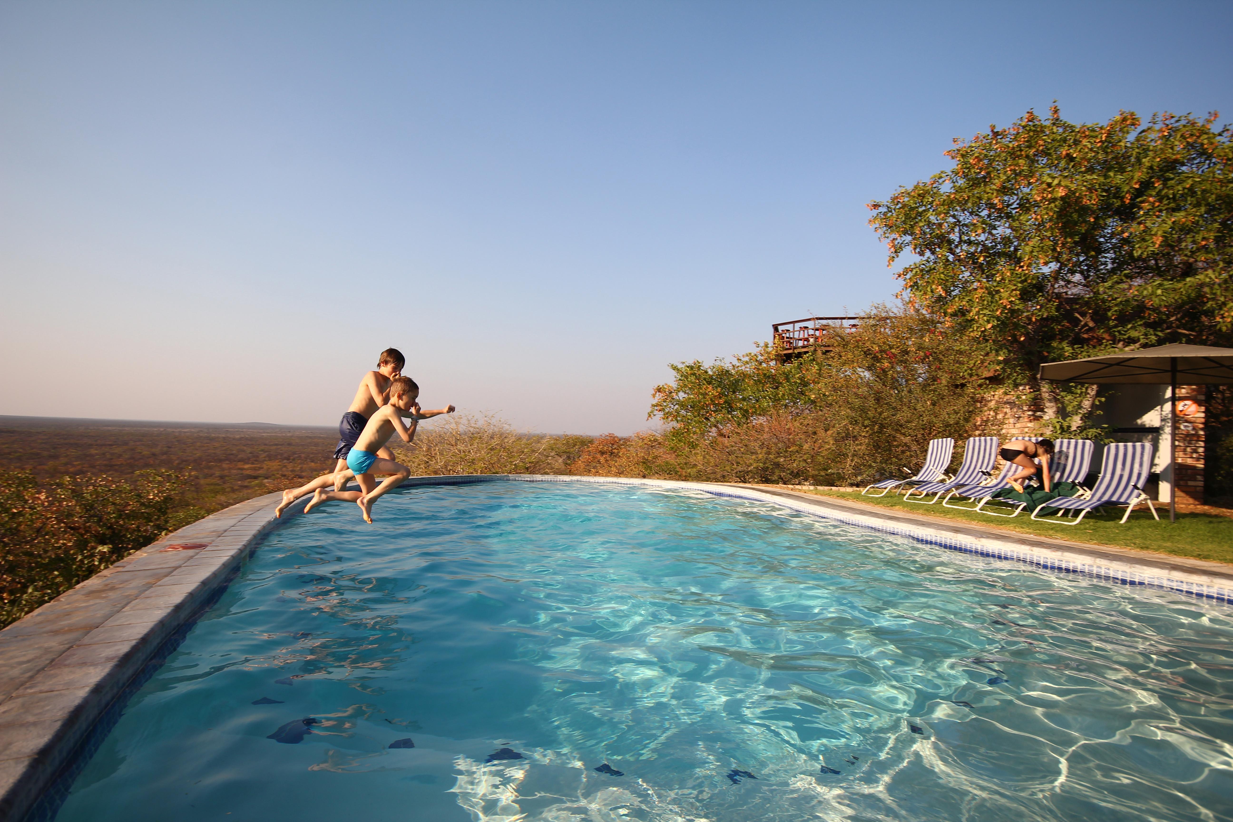 Gondwana Etosha Safari Lodge Okaukuejo Buitenkant foto