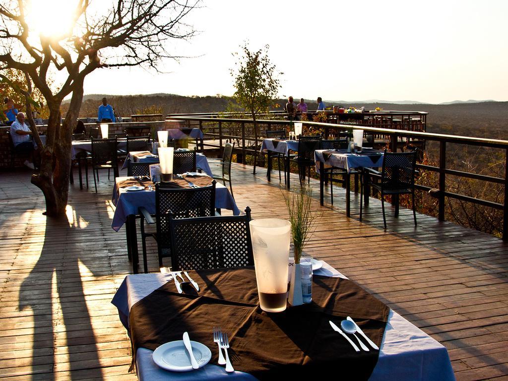 Gondwana Etosha Safari Lodge Okaukuejo Buitenkant foto