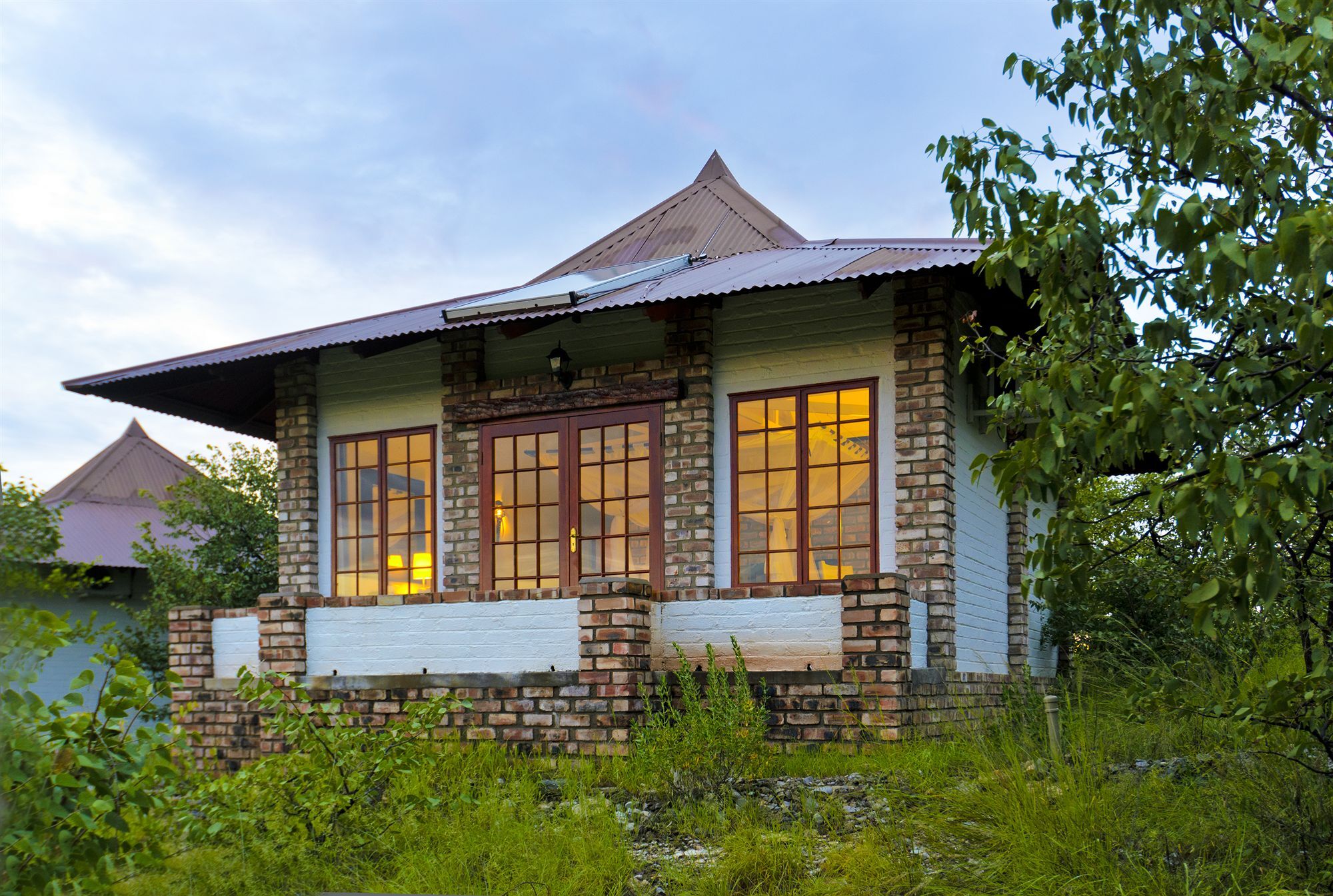 Gondwana Etosha Safari Lodge Okaukuejo Buitenkant foto