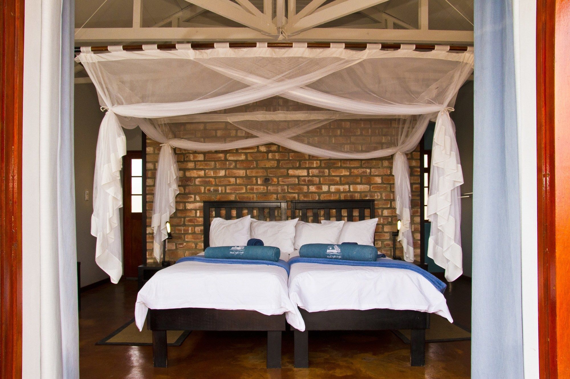 Gondwana Etosha Safari Lodge Okaukuejo Buitenkant foto