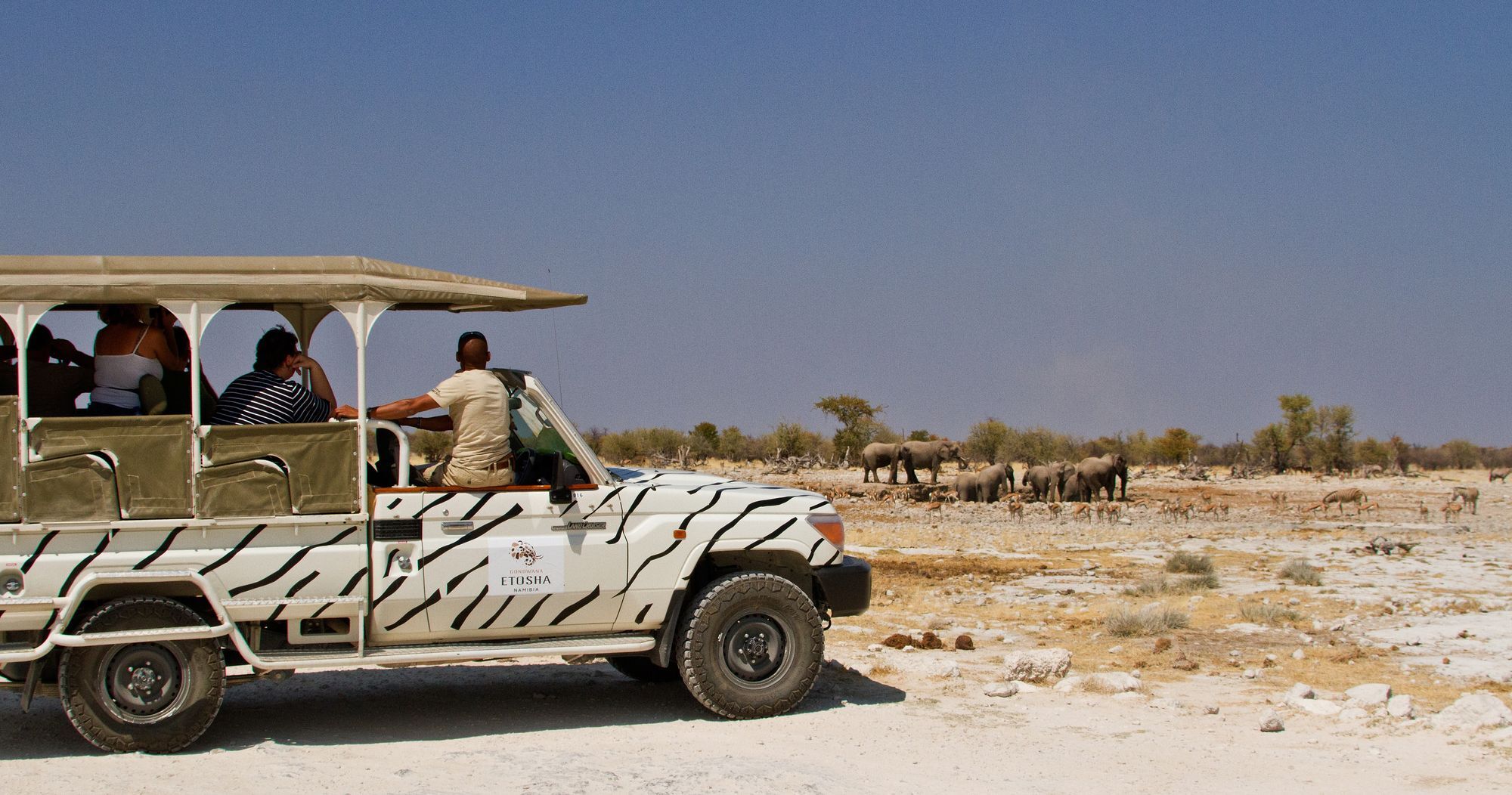 Gondwana Etosha Safari Lodge Okaukuejo Buitenkant foto