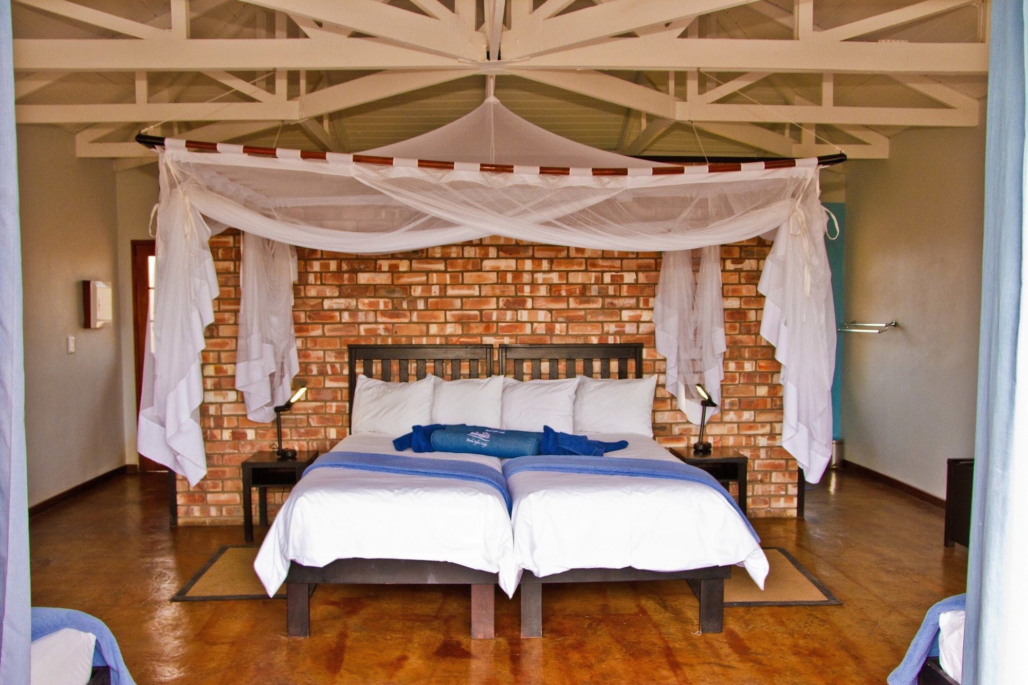 Gondwana Etosha Safari Lodge Okaukuejo Buitenkant foto